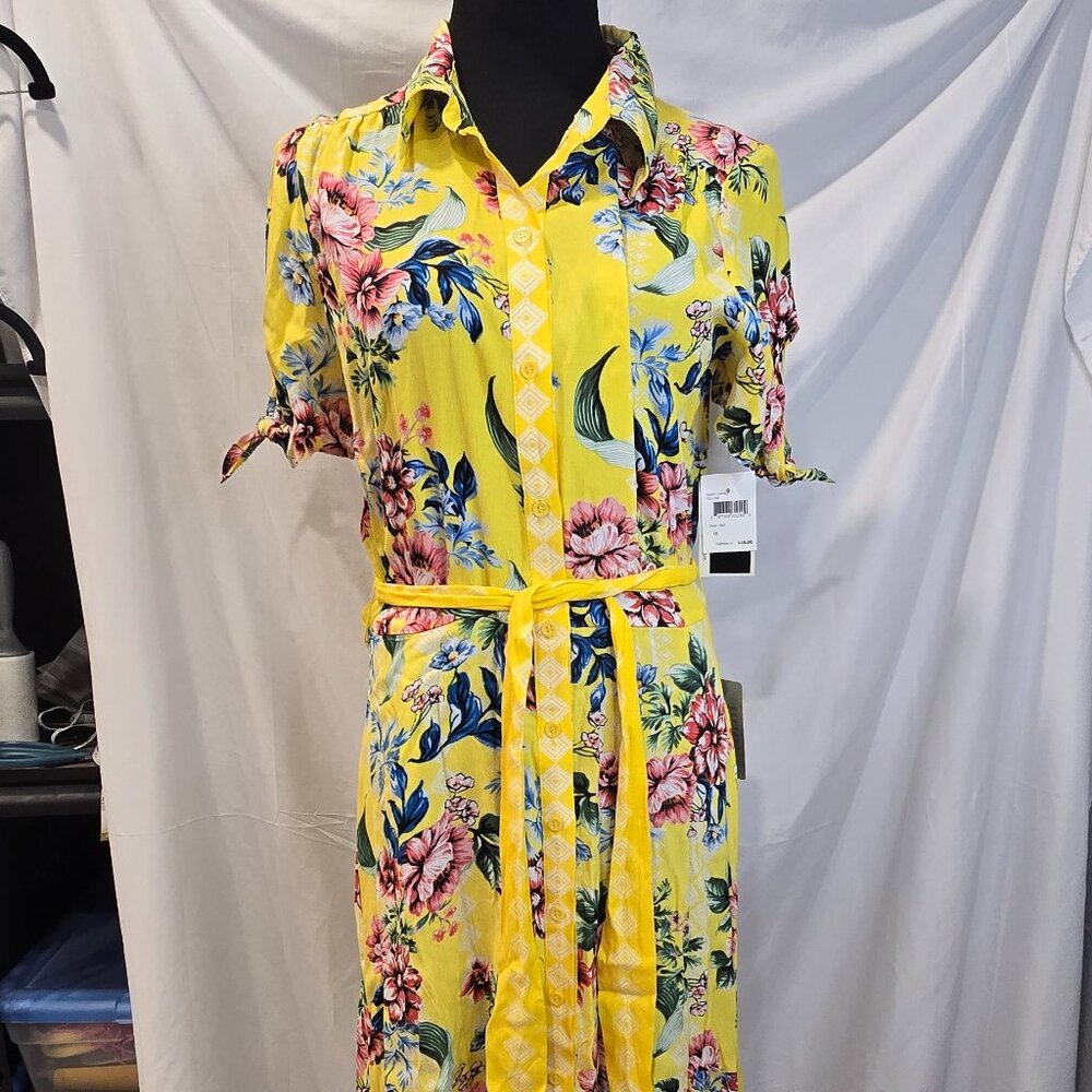 NWT eci New York Dress Yellow Floral Button-up Pockets Size 12 Matching Belt